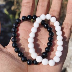 Bracelet en pierre naturelle noire de 8 mm, turquoise blanche, perles, pierre de guérison, bracelets d'équilibre pour femmes et hommes, bijoux - Product Image 2