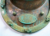 Casque de plongée vintage en laiton finition antique verte, objet décoratif |   Casque de plongée antique pour les profondeurs marines
