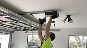 Ouvre-porte de <span class=keywords><strong>garage</strong></span> sectionnel à entraînement par chaîne/par courroie, ouvre-porte inclinable - Product Image 3