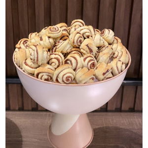 Cuenco de chocolate de diseño moderno, plato de servir de metal dorado hecho a mano, ecológico para bodas, otras ocasiones al mejor precio - Product Image 6