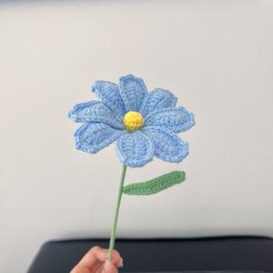 Fleur de Gesang au crochet finie, tissée à la main avec des fleurs artificielles, cadeau pour la Saint-Valentin, la fête des enseignants, décoration de la maison - Product Image 3