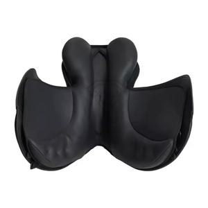 Selle de cheval en cuir artisanale pour la randonnée et le ranch, siège souple avec cantle profond pour une stabilité et un confort maximum. - Product Image 3