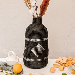 แจกันหญ้าทะเลสีดำด้านแจกันดอกไม้ทำจากหญ้าราฟเฟอร์เป็นมิตรกับสิ่งแวดล้อมสำหรับตกแต่งโต๊ะ - Product Image 2