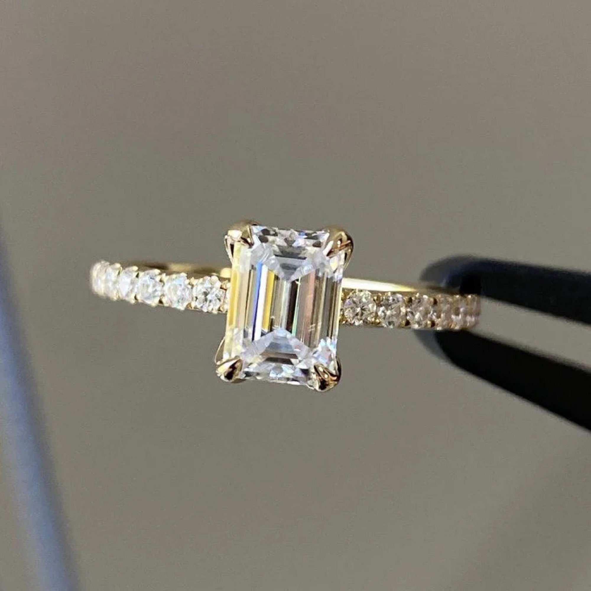 ทองคำขาว