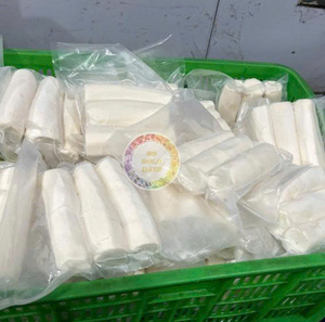 Morceaux de manioc congelés prêts à l'exportation fabriqués à partir de racines blanches pelées, idéaux pour l'ébullition à la vapeur et la préparation des aliments - Product Image 1