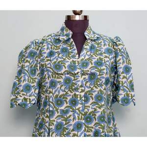 Vestido Midi con Cuello en V, Hecho a Mano en India, 100% Algodón, Estampado Floral Digital, Mangas Cortas, Cintura Natural, Corte Holgado, Casual, Limpieza en Seco - Product Image 2