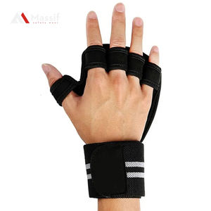Offre Spéciale Gym Fitness Gants d'entraînement Gants d'entraînement personnalisés Gants sans doigts avec un design à la mode Prix compétitif - Product Image 2