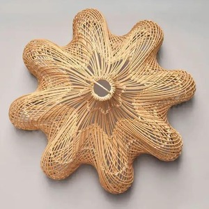 Venta al por mayor de mimbre en forma de flor de la lámpara cubre ratán hecho a mano decoración del hogar luces colgantes de techo lámparas de araña modernas - Product Image 5