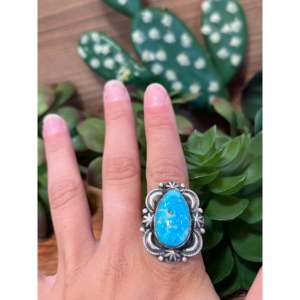 Anillo de Plata de Ley y Turquesa Navajo Kingman, Joyería Coleccionable Cultural, Talla 7 - Product Image 2