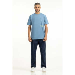 เสื้อยืด Relax Fit ผ้าฝ้าย 100% ลายเรียบพร้อมโลโก้ ผ้าเจอร์ซีย์ระบายอากาศได้ดี มีไซส์ MN-TS-SS25-029 - Product Image 3