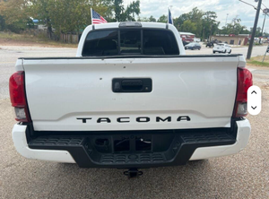 รถโตโยต้า ทาโคมา SR5 I4 ดับเบิ้ลแค็บ ขับเคลื่อนล้อหลัง ปี 2018 มือสอง สภาพดี - Product Image 4