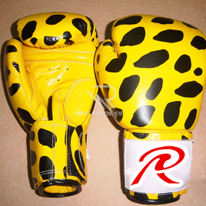 Guantes de Boxeo de Cuero Vacuno de Alta Calidad de 8OZ-16OZ con Impresión por Sublimación Personalizada para Adultos, MMA y Muay Thai - Product Image 6