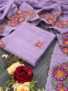 Travail de broderie de fil de saree de soie de Gadhwali de Style classique indien avec le chemisier élégant dernière tenue de fête de festival de mariage pour des femmes - Product Image 3