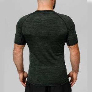 T-shirt MMA Rashguard personnalisé pour hommes, séchage rapide, demi-manches, compression, haut de fitness, design respirant pour une utilisation active - Product Image 2