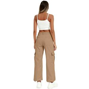 Pantalones Cargo de Estilo Urbano Moderno con Bolsillos Grandes Diseñados para Brindar a las Mujeres un Estilo Cómodo y Relajado de Cintura Media - Product Image 2