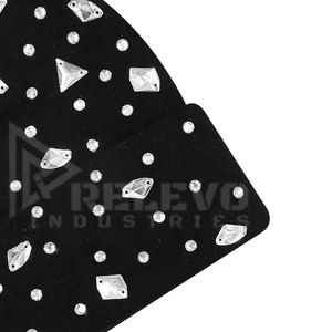 Gorro Negro de Punto con Diamantes de Imitación para Mujer, Gorro de Invierno Suave, Estilo Casual Urbano, 100% Lana, Gorro con Diamantes de Imitación para Mujer - Product Image 2