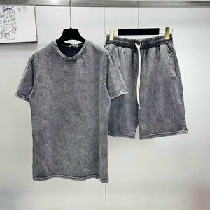 Ensemble de t-shirts et shorts respirants 100% coton éponge décontractés pour hommes avec options de séchage rapide et personnalisées - Product Image 5