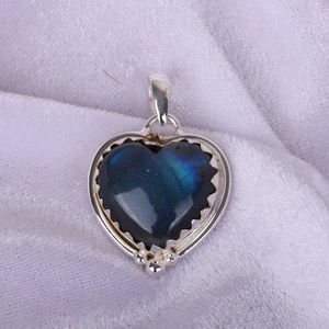 Pendentif en forme de cœur en labradorite naturelle fait à la main en argent sterling 925 avec pierres précieuses bijoux élégants pour femmes - Product Image 3