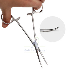 Forceps chirurgicaux manuels en acier inoxydable de fabrication pakistanaise - Prix abordable, utilisation en chirurgie générale, qualité A+ - Product Image 3