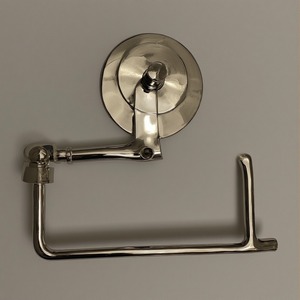 Porte-papier hygiénique mural en fer de qualité supérieure avec finition patinée noire mate Détails artisanaux faits à la main conçus - Product Image 1