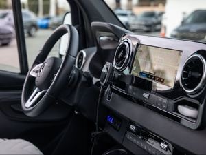 Sistema de Tracción Trasera para Sprinter 2023, Transmisión Automática, Usado en Buen Estado, en Venta - Product Image 3