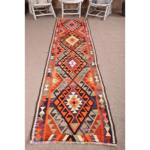 Alfombra Turca Vintage de 2.7x11.8 pies, Alfombra de Lana Kilim con Borde Naranja - Product Image 1