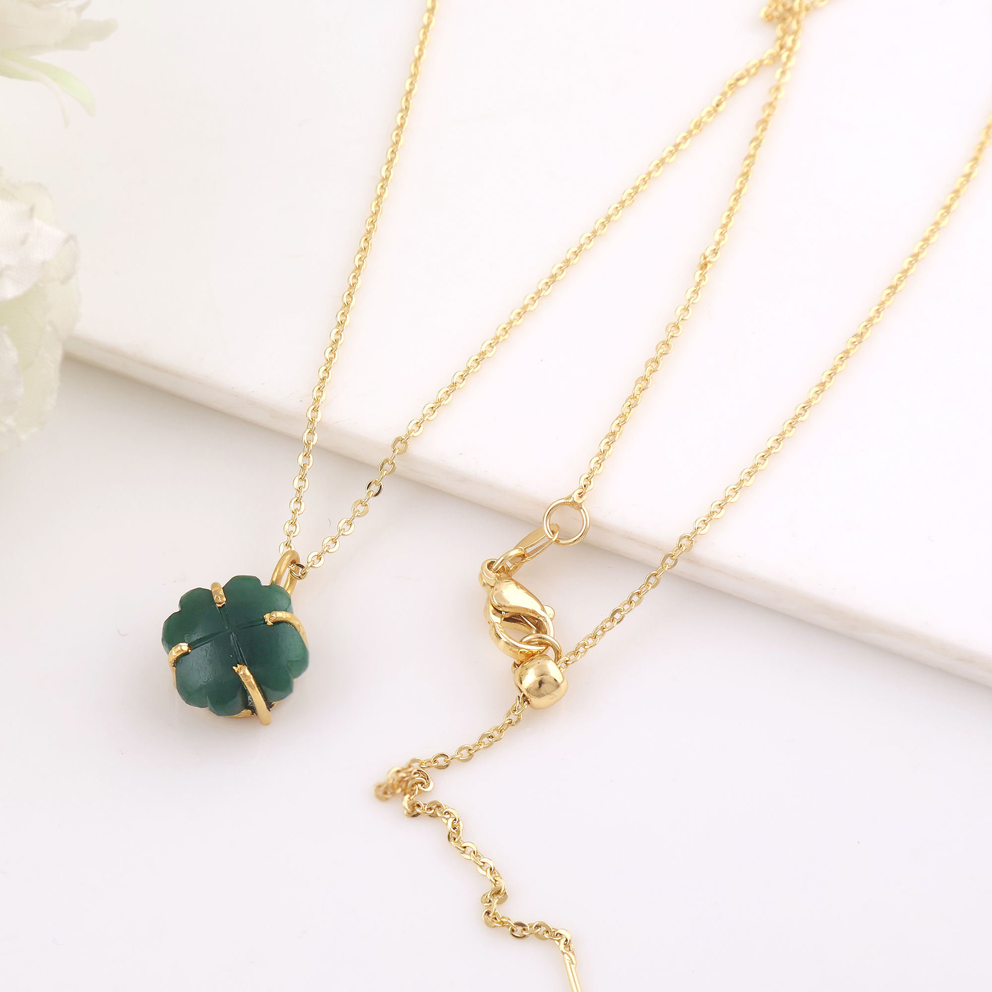 หินสีเขียว