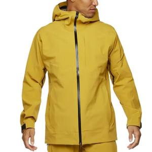 Conjuntos personalizados para hombre Chándal de nailon ligero Pantalones cortos cortavientos Hermoso estilo para el invierno 100% Algodón - Product Image 3