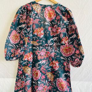 Belle robe en coton à imprimé floral Robe pour un usage décontracté Robe à imprimé à la main - Product Image 2