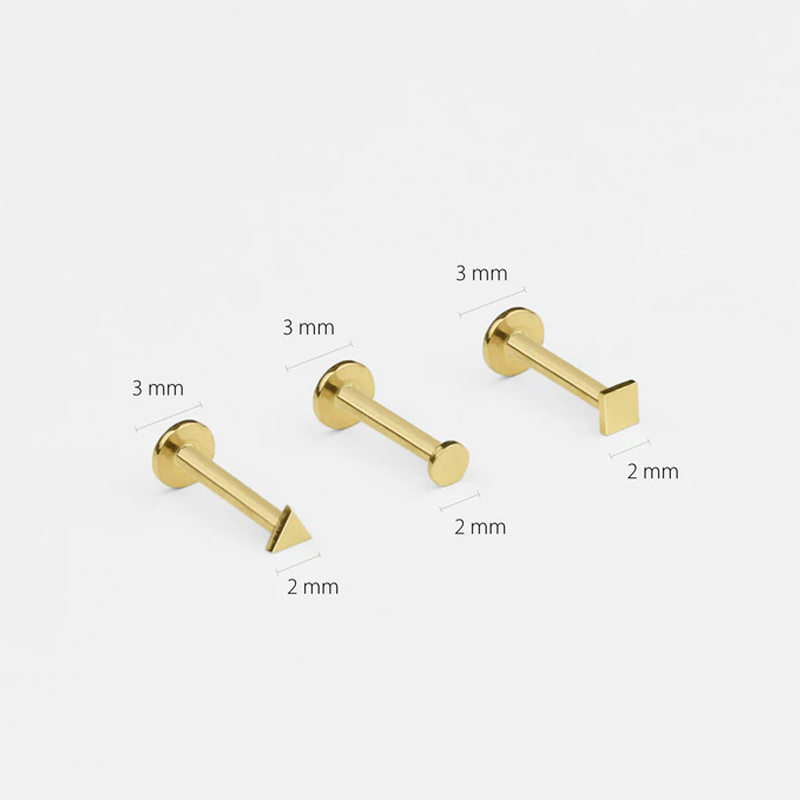 14k gold stud earrings