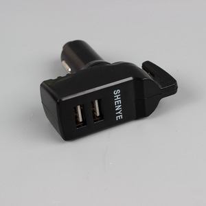 <span class=keywords><strong>3</strong></span> in 1 caricabatteria per auto USB accensione per sigaretta di emergenza strumenti di sicurezza martello interruttore finestrino macchina da taglio per il campeggio - Product Image 6