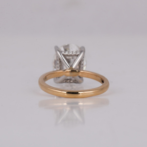 Luxurious 10KT Gold Plated Oval Cut Lab Grown Diamond Full Eternity Wedding <b>Ring</b> Classic Luxury Wedding Gift for Women - Product Image 5