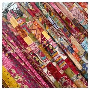 Vintage Kantha acolchado hecho a mano Art Deco decorativo indio algodón fusión Cortina de ducha - Product Image 2