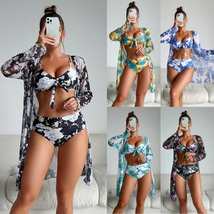 Vente en gros de maillots de bain de vacances petit Bikini trois pièces Floral Sexy Multiple Color personnalisé de haute qualité baigneur - Product Image 6
