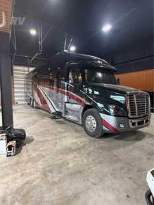 EN OFERTA: Autocaravana R-E-N-E-G-A-D-E RV XL X45BBC Modelo 2021, Usada en Excelentes Condiciones, con Alto Rendimiento, Disponible para la Venta - Product Image 5