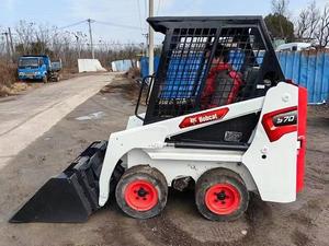 Chargeuse compacte sur pneus S160 d'occasion haute performance, 9 tonnes, chargeuse frontale, en bon état pour la construction agricole - Product Image 2
