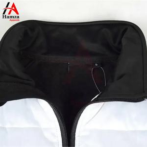 Chaqueta Acolchada Personalizada Negra y Blanca de Alta Gama, Unisex, 300 GSM, Poliéster, Cortavientos, Ligera, Ropa de Invierno, Fabricante OEM - Product Image 3