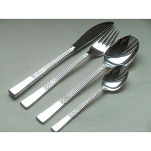 Elegante juego de cubiertos de acero inoxidable con mango de enlace de Pantera, perfecto para eventos de boda y juegos elegantes de comedor fino - Product Image 4