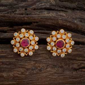 Pendientes de Plata con Baño de Oro de Moda, Modelo 172557, con Diamantes en Engaste de Bisel de Oro Amarillo, Diseño de Flor y Mariposa para Bodas - Product Image 1