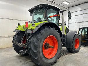 รถแทรกเตอร์ Claas Axion 860 4x4 สำหรับงานเกษตร ขับเคลื่อน 4 ล้อ 180 แรงม้า 200 แรงม้า 220 แรงม้า 240 แรงม้า รถแทรกเตอร์มือสองสำหรับการเกษตร - Product Image 3