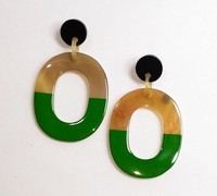 Boucles d'oreilles rondes en résine Boucles d'oreilles créoles créatives exagérées torsadées Grandes boucles d'oreilles rondes pour femmes