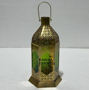Farol Metálico Vintage con Acabado Antiguo, Detalles Delicados, Perfecto para Espacios Nostálgicos, Decoración para Ramadán, Hecho a Mano - Product Image 5