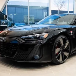 CONDIZIONI PERFETTE Usato 2025 <span class=keywords><strong>Audi</strong></span> <span class=keywords><strong>S</strong></span> <span class=keywords><strong>e</strong></span>-<span class=keywords><strong>tron</strong></span> GT Premium Plus PRONTO PER LA SPEDIZIONE IN TUTTO IL MONDO - Product Image 1