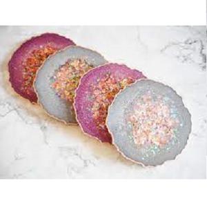 Sous-verre en résine fait main de 4x4 pouces pour la décoration de la table à manger à la maison, sous-verre en résine personnalisé, accessible à un prix raisonnable - Product Image 3