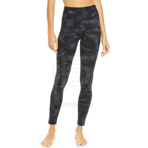 Mallas tejidas de cintura alta para mujer hechas a medida Ropa de entrenamiento de gimnasio de nuevo estilo con logotipo de Pakistán - Product Image 2