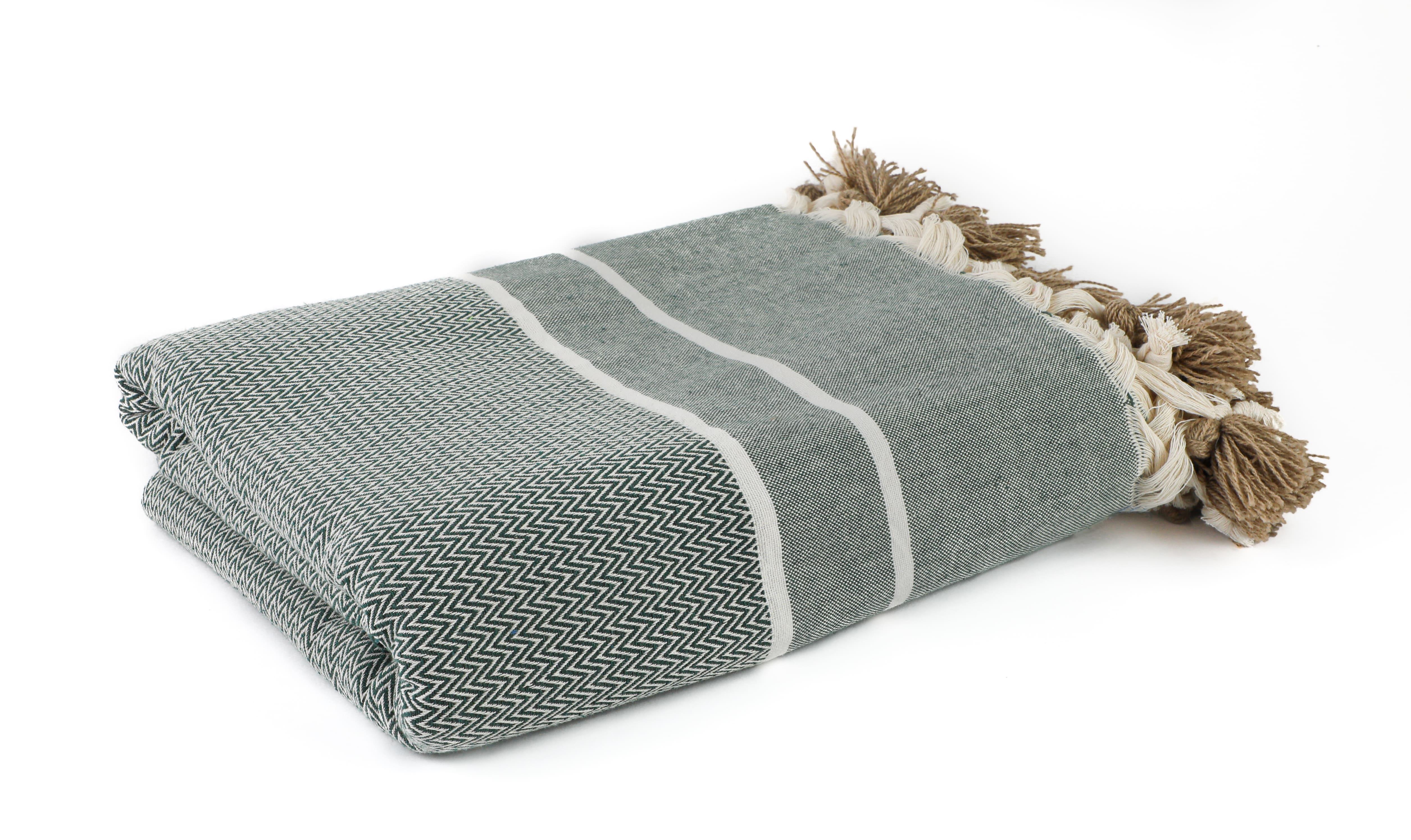 สีเขียว