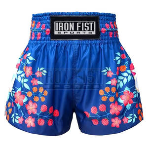 Pantalones cortos de Muay Thai fuertes y duraderos con logotipo personalizado para hombres para Kickboxing y equipo de entrenamiento de combate en artes marciales - Product Image 1