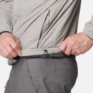 แจ็คเก็ตกันลมผู้ชายรุ่นฮิตสำหรับฤดูหนาว สไตล์ไฮสตรีท กันน้ำ มีฮู้ด ระบายอากาศได้ดี แห้งเร็ว - Product Image 6