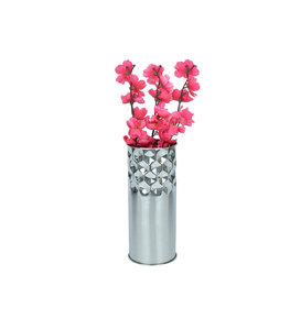 แจกันดอกไม้ทำด้วยมือทำจากโลหะสีเงินงานประดิษฐ์ตกแต่งบนโต๊ะด้วยดีไซน์โลหะทองเหลืองตามสั่ง - Product Image 3