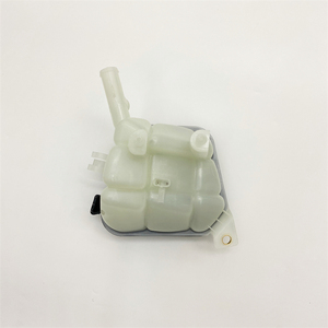 Réservoir d'expansion de <span class=keywords><strong>liquide</strong></span> de <span class=keywords><strong>refroidissement</strong></span> A1665000049 pour <span class=keywords><strong>Mercedes</strong></span> Benz ML GLE GL GLS Classe ML W166 GL X166 GLE C292 ML350 GL450 GLE350 GLS400 - Product Image 6